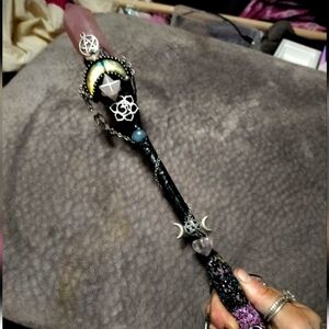Bippity the magic wand